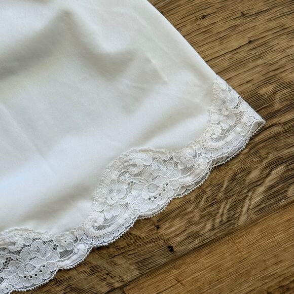 Vintage 70s Shadowline Cream Lace Lingerie Slip Dress - Picture 4 of 6